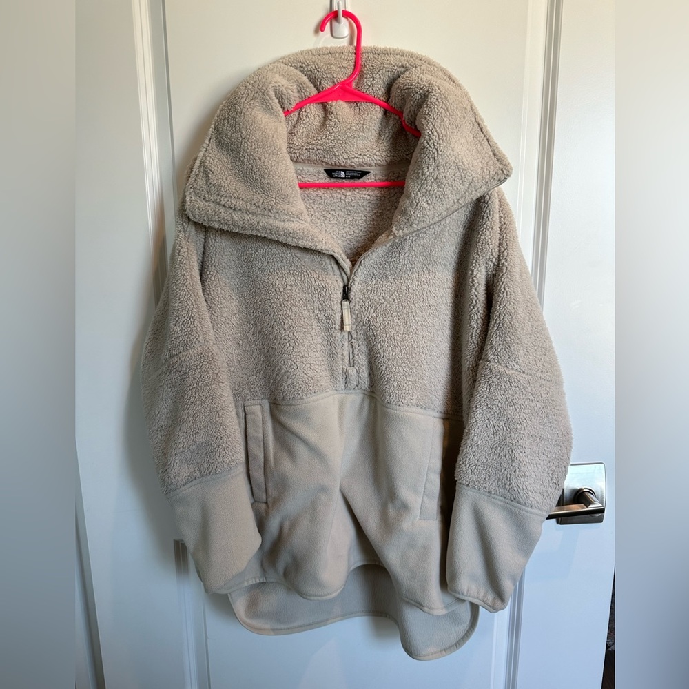 The North Face • Women’s Sherpa Pull-Over